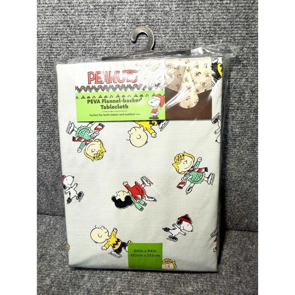 NEW Peanuts Snoopy & Woodstock Peva Flannel Back Christmas Tablecloth 60" X 84"
